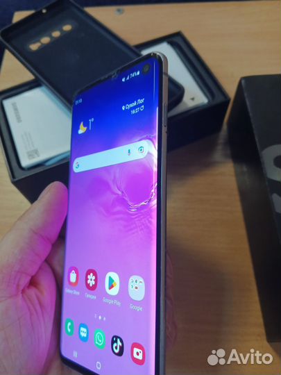 Samsung Galaxy S10, 8/128 ГБ