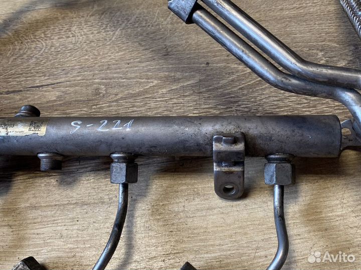 Mercedes s класс 221 топливная рейка 3,0 cdi