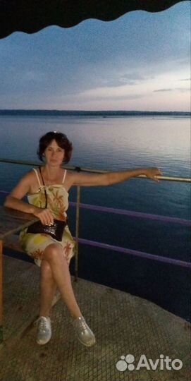 Продавец промышленных товаров