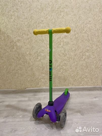 Детский трехколесный самокат Mini Micro Limpopo