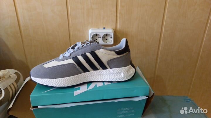 Мужские кроссовки