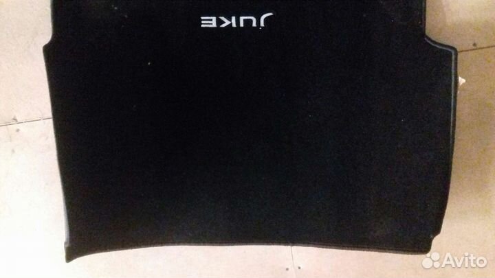 Коврик в багажник Nissan Juke KE8401K100