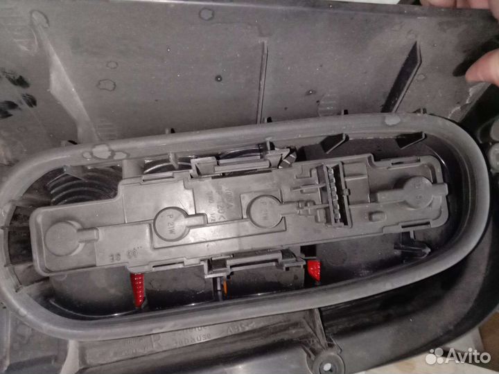 Фара задняя правая Мерседес Вито