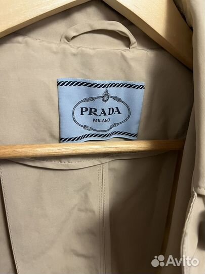 Плащ Prada