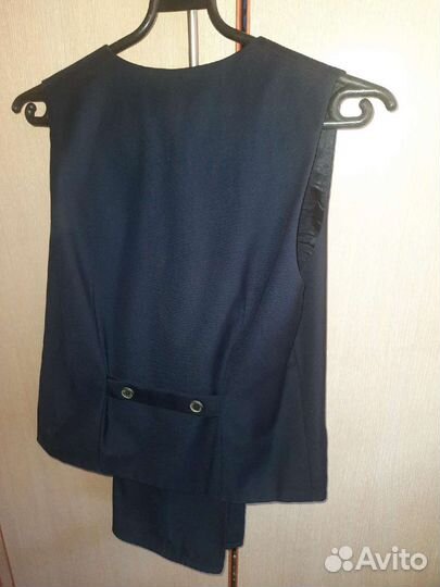 Школьный костюм