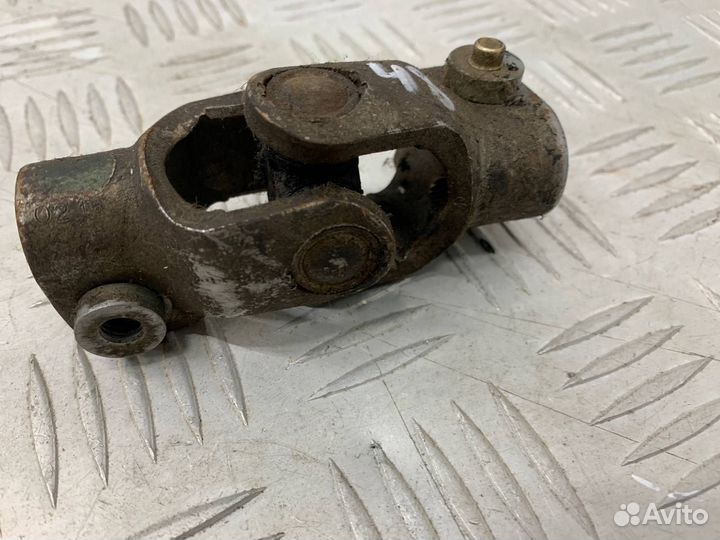 Б/У рулевой карданчик Mazda Demio 1 DW3W B3 1.3 Л