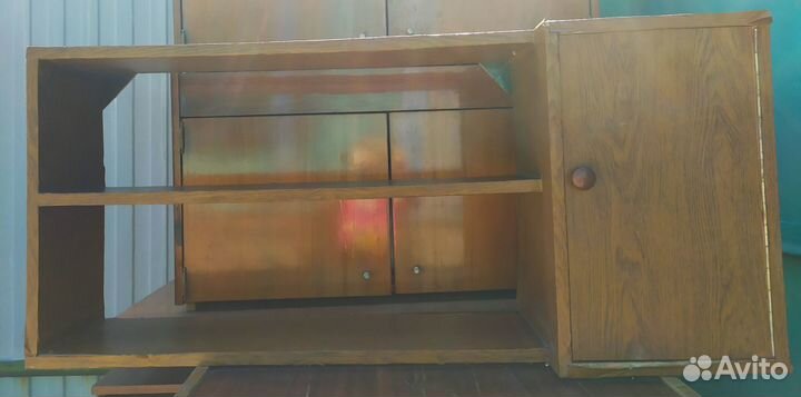 Полка навесная бу