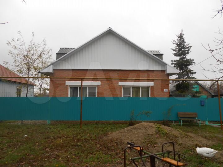 Дом 189 м² на участке 15 сот.