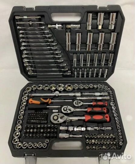 Набор инструментов 218 предметов в защитном кейсе