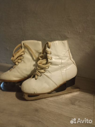 Коньки фигурные