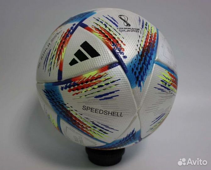 Футбольный мяч