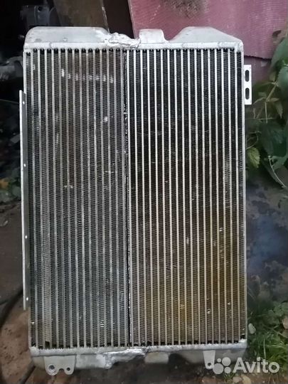 Радиатор на komatsu