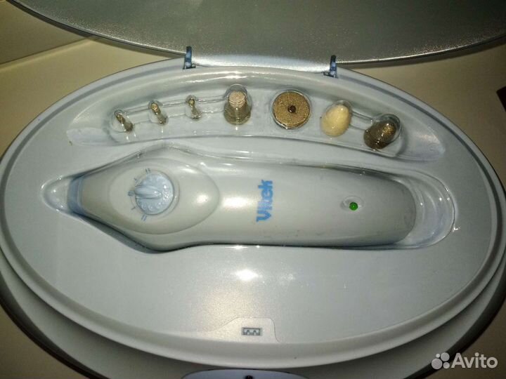 Набор маникюрный педикюрный Vitek 2206