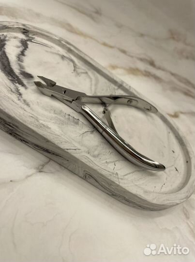 Кусачки для маникюра