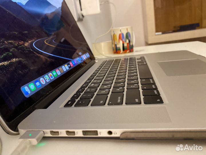 Macbook pro 2,3GHz I7