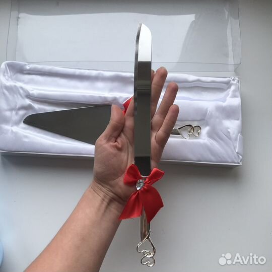 Свадебные аксессуары на стол торт нож