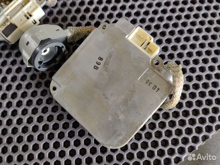 Блок розжига ксенона toyota