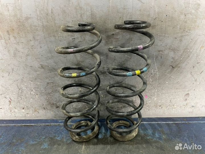 Пружина комплект задняя Citroen C4 B7