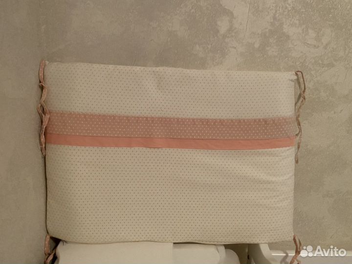 Бортики на детскую кроватку