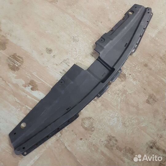 Накладка радиатора Hyundai Solaris 1 рестайл