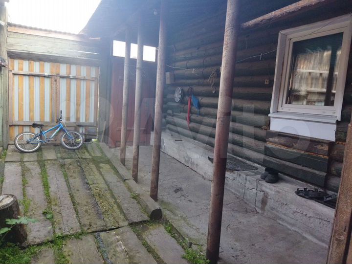 Дом 42 м² на участке 10 сот.