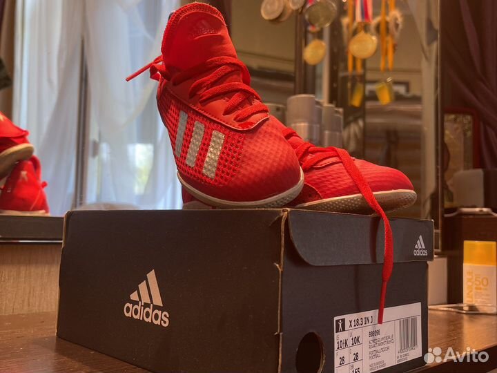 Детские футбольные бутсы (сороконожки)