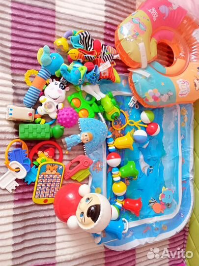 Игрушки для малышей большой пакет