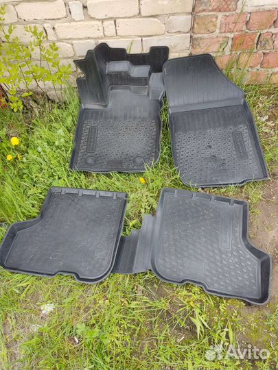 Коврики renault sandero