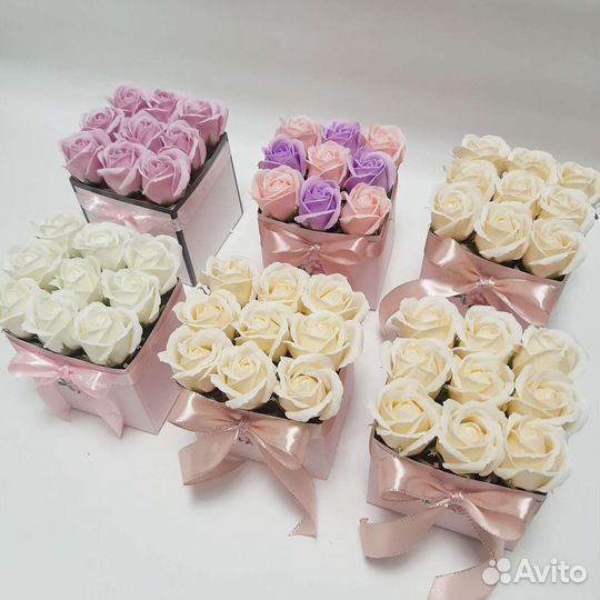 Композиция из мыльных цветов