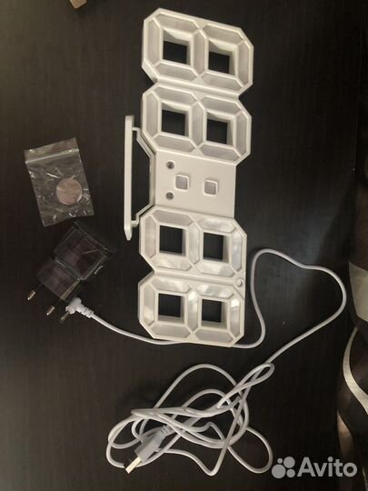 Часы/градусник/календарь/ будильник