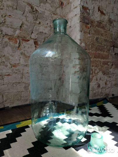 Стеклянная бутыль с пробкой 20л