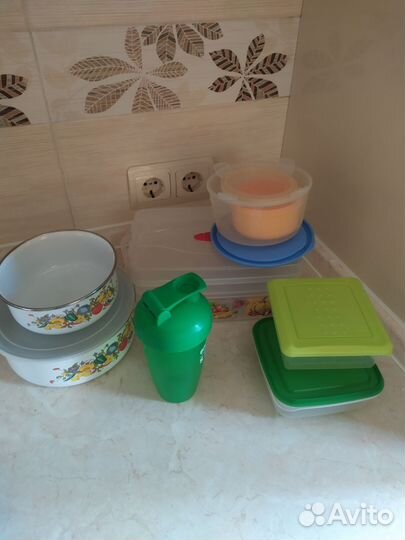 Набор посуды и контейнеров