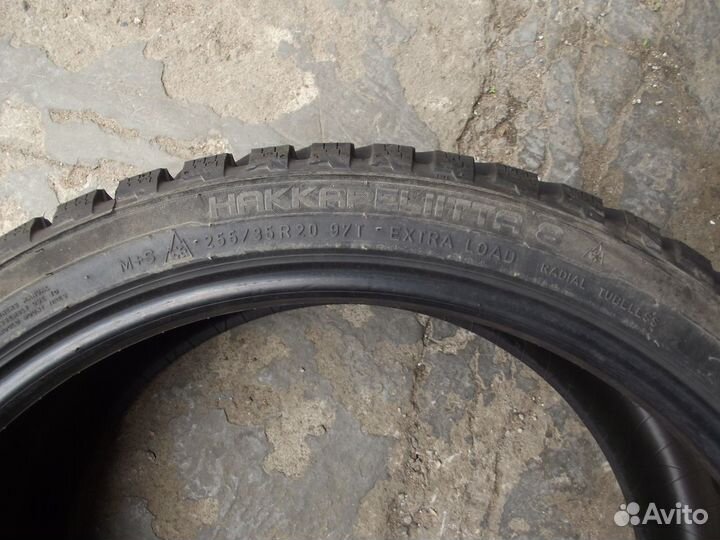 Nokian Tyres Hakkapeliitta 8 255/35 R20