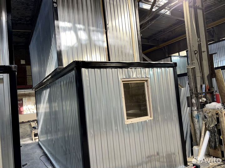 Блок контейнер, бытовка металлическая