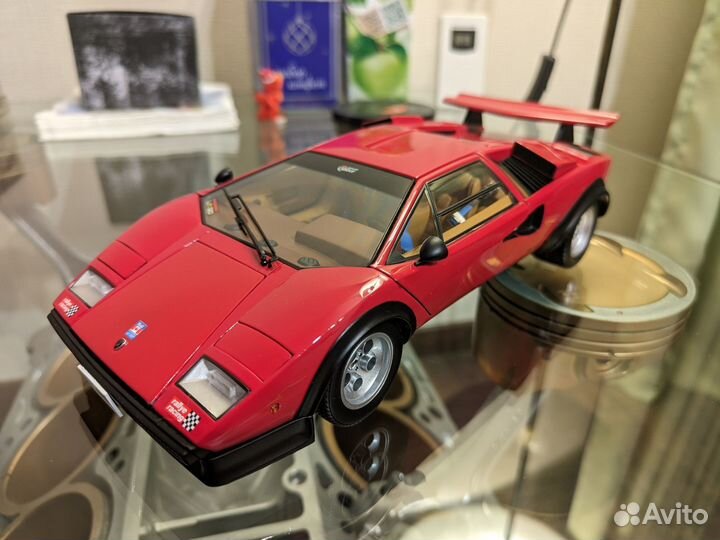 1:18 Kyosho Lamborghini Countach Walter Wolf