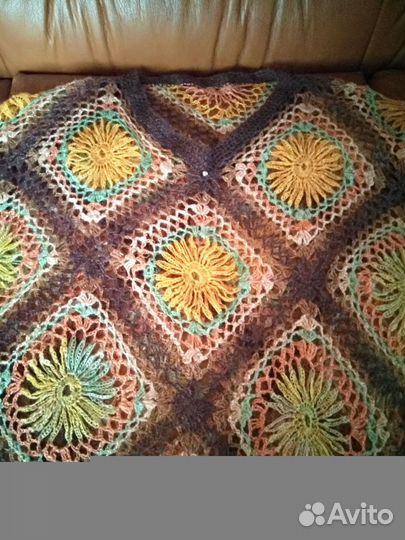 Оренбургское пуховое пончо