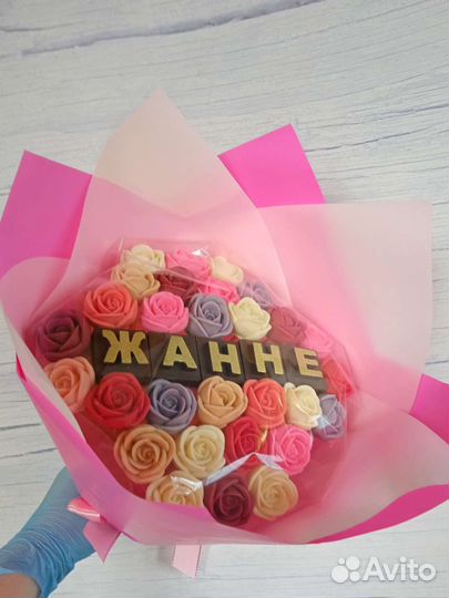 Шоколадные розы сладкий подарок на день рождения