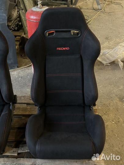 Полуковши Recaro сиденья