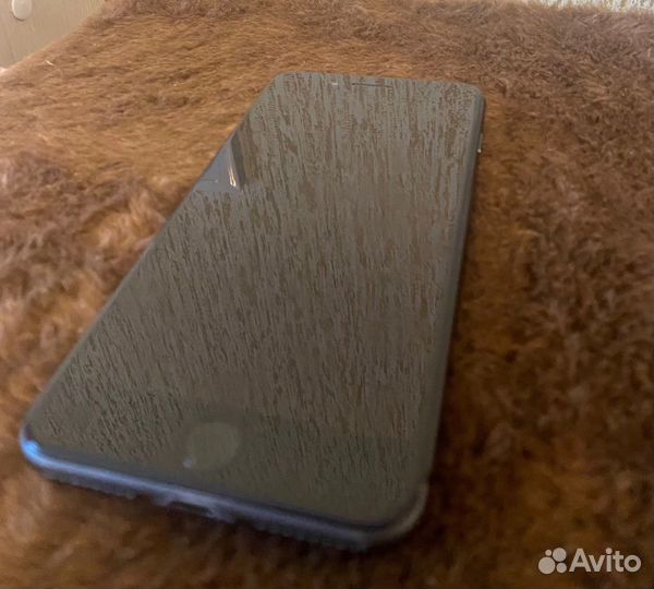 iPhone 8 Plus, 64 ГБ