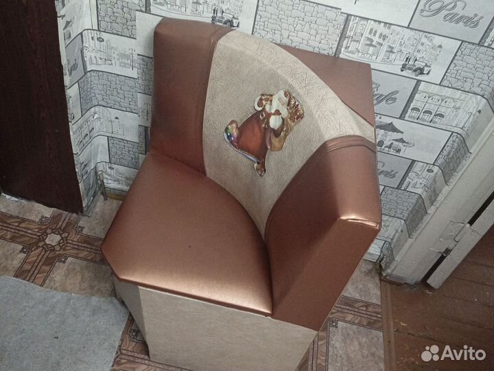 Кухонный стол и стулья бу