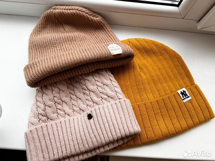 Шапка женская вязаная