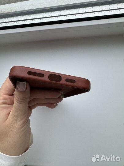 Чехол 14 Pro Max кожаный оригинальный