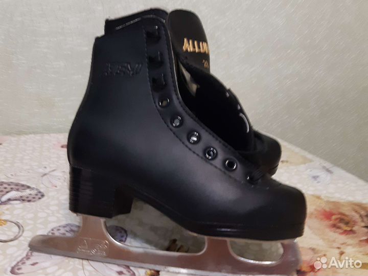 Коньки фигурные atemi allur 28