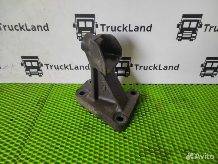 Кронштейн двигателя передний правый Daf Xf 106