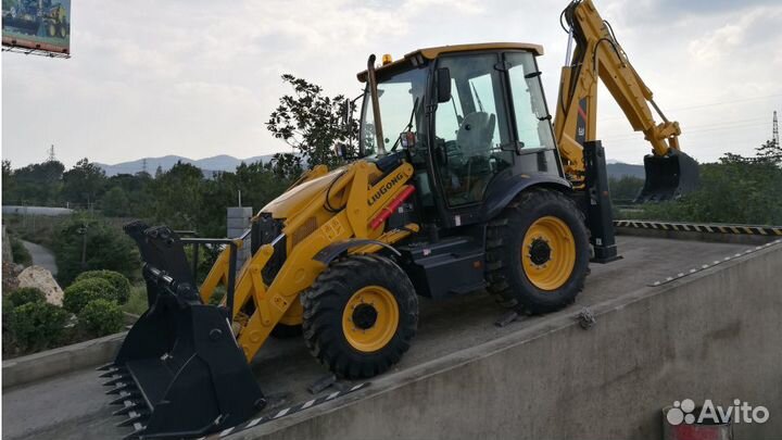 777A-S – универсальный и маневренный экскаватор-по