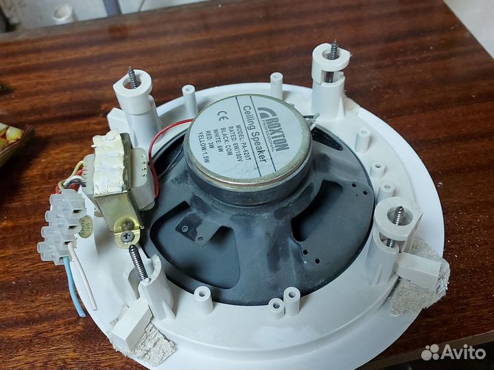 Колонки,потолочный громкоговоритель