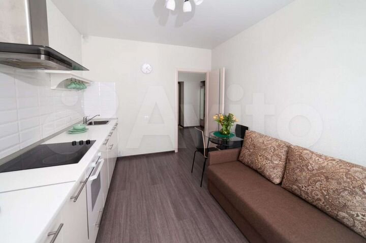 1-к. квартира, 52 м², 10/14 эт.