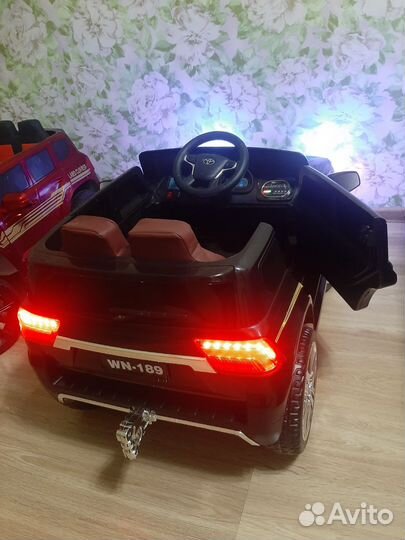 Детский электромобиль