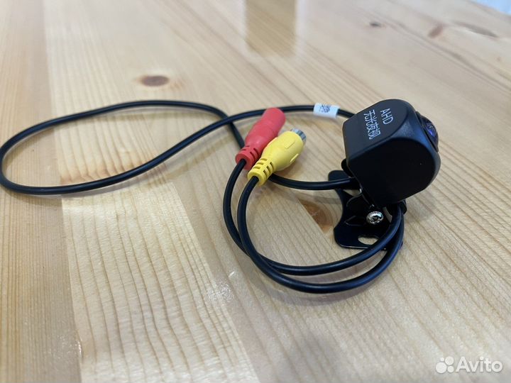 Камера заднего вида AHD 720P