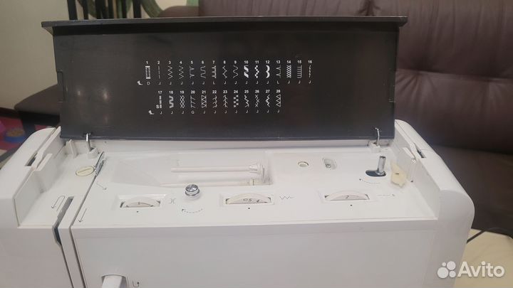 Швейная машина Bernina 15